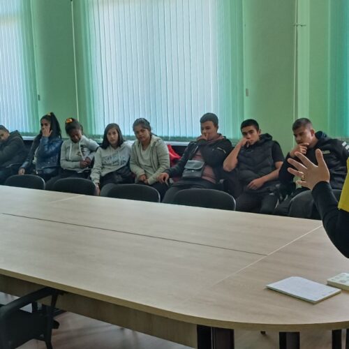 КАМПАНИЯ „ЧИСТИ РЪЦЕ“ СЕ ПРОВЕДЕ ПРЕД УЧЕНИЦИ В СУ „ГЕОРГИ СТ. РАКОВСКИ“ – КОТЕЛ