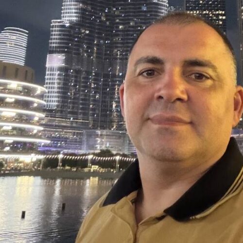 СЪВЕТНИКЪТ ХРИСТО СТОЯНОВ СЛЕД ЗАВРЪЩАНЕТО СИ ОТ ДУБАЙ: БЕШЕ СТРАШНО