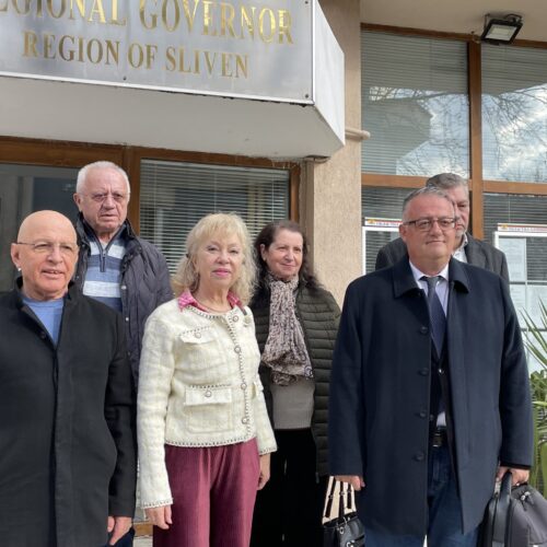 АДВОКАТ ДИМИТЪР СЯРОВ ПОВЕДЕ ЛИСТАТА НА КОАЛИЦИЯ СИНЯ БЪЛГАРИЯ В СЛИВЕН
