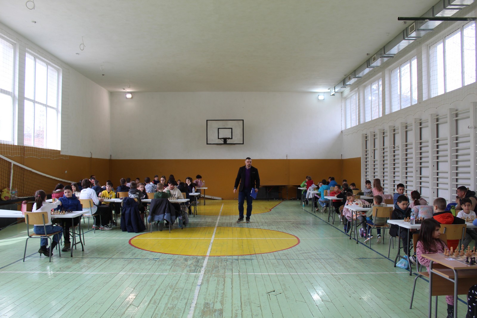 Img 7565 2026 новините от българия днес в котел бе даден старт на шахматната верига за деца „път към успеха“. В надпреварата се включиха над 50... Котел даде старт на шахматната верига за деца „път към успеха“ 2026 българия новините balgarianovinite. Com 2026-03-21 14:10:41 котел даде старт на шахматната верига за деца „път към успеха“ 2026 информационна агенция за разследваща журналистика и разследващ репортаж бургас, българия