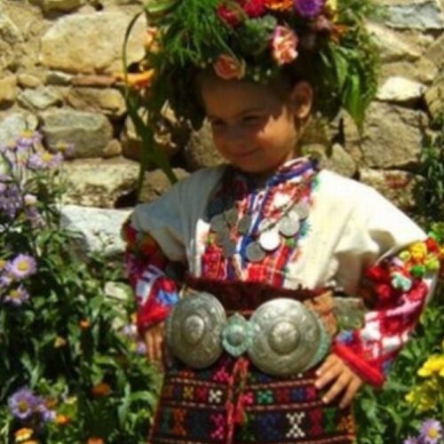 ЛАЗАРОВДЕН Е