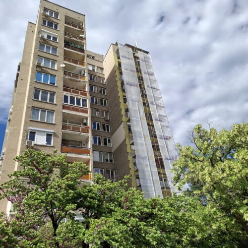 ОБЩИНАТА ЩЕ ТЪРСИ АЛТЕРНАТИВИ ДА ПРИКЛЮЧИ В СРОК САНИРАНЕТО НА БЛОК 3 НА УЛИЦА „ВЛАДИСЛАВ ОЧКОВ“