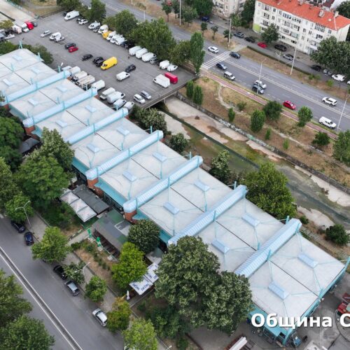 ПРИКЛЮЧИ РЕМОНТЪТ НА ПОКРИВА НА ОБЩИНСКИЯ ПАЗАР В СЛИВЕН