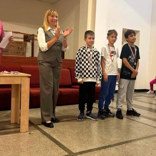 ГОЛЯМ УСПЕХ ЗА ШК „СИНИТЕ КАМЪНИ“ В ТРЕТИЯ ЕТАП НА „ПЪТ КЪМ УСПЕХА“