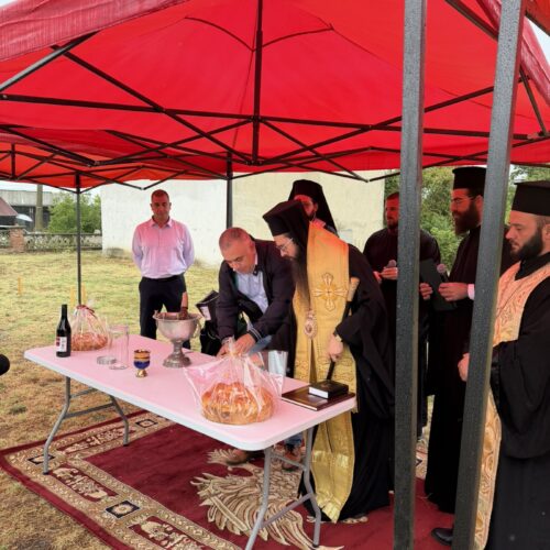 В СЛИВЕНСКОТО СЕЛО ПАНАРЕТОВЦИ ПОЛОЖИХА ОСНОВНИЯ КАМЪК НА НОВ ПРАВОСЛАВЕН ХРАМ