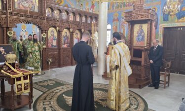 ОБЛАСТНИЯТ УПРАВИТЕЛ МИХАИЛ КАШЕРОВ ПОЧЕТЕ ХРАМОВИЯ ПРАЗНИК В ХРАМ „СВ. ПРЕП. ПЕТКА-ПАРАСКЕВА“ В СЛИВЕН